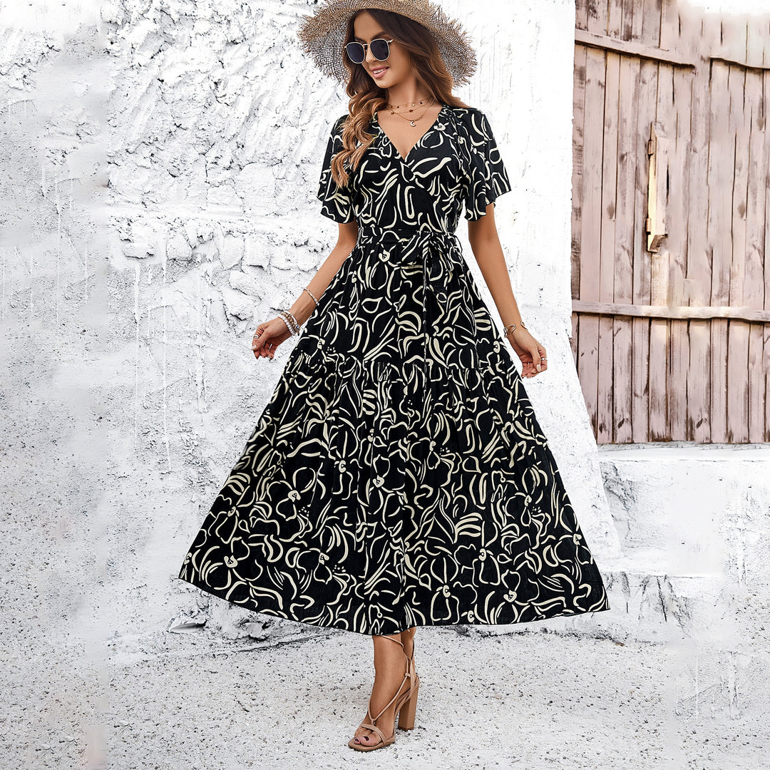 Damen Wickelmaxikleid mit luftigen Ärmeln und floralem Muster Echo Archiv
