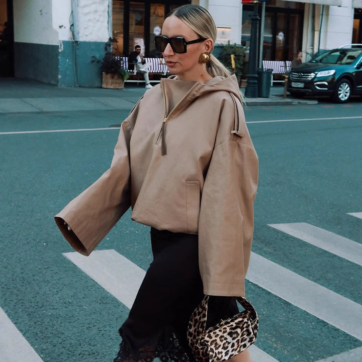 Damen Oversize Kapuzen-Pulloverjacke mit halbem Reißverschluss und Schulterpasse Echoarchiv