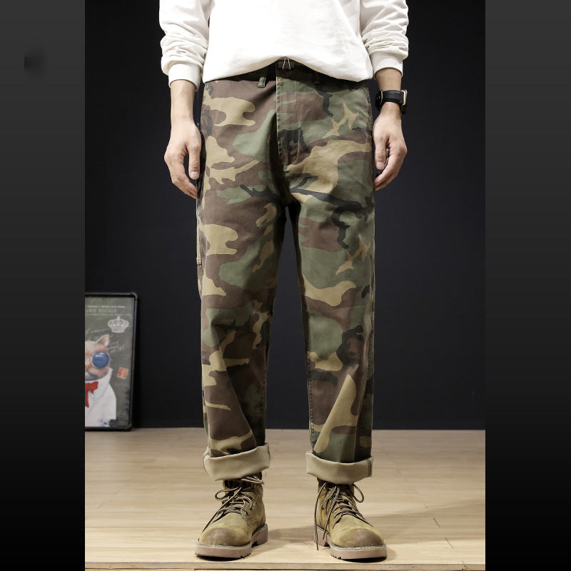 Herren Cargohose mit modernen Camouflage-Details und bequemen Schnitt Echoarchiv