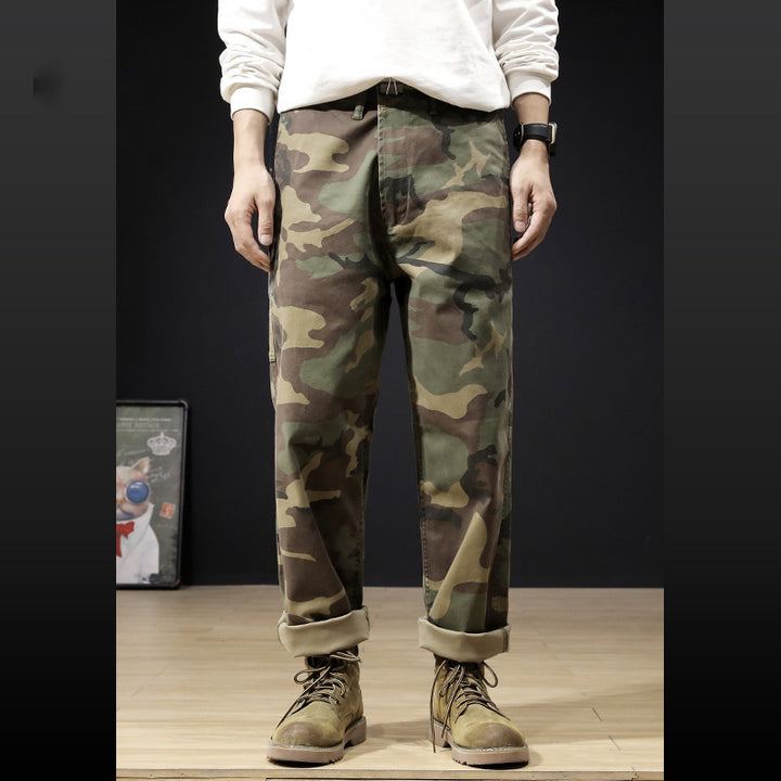 Herren Cargohose mit modernen Camouflage-Details und bequemen Schnitt Echoarchiv