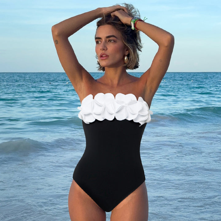 Damen Schwimmanzug mit floralem Oberteil und eleganter Maxi-Rock Echo Archiv
