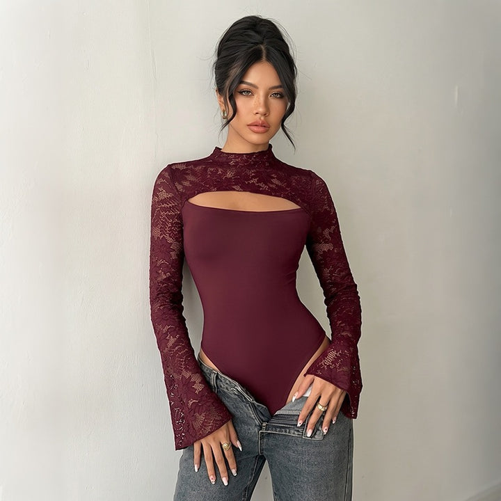 Damen Elegantes Spitzenoberteil mit Y-Ausschnitt und Volantärmeln Echo Archiv