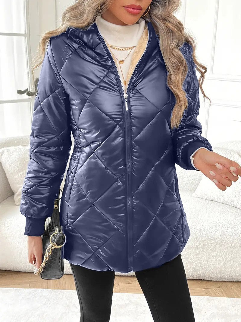 Damen Steppjacke mit Teddyfutter und Kapuze – Célinea