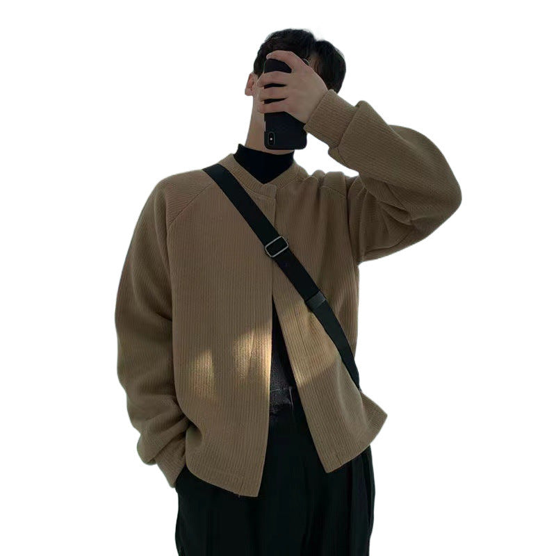 Herren Kragenloser Boxy-Rippenstrick-Cardigan mit verdeckter Druckknopfleiste Echoarchiv