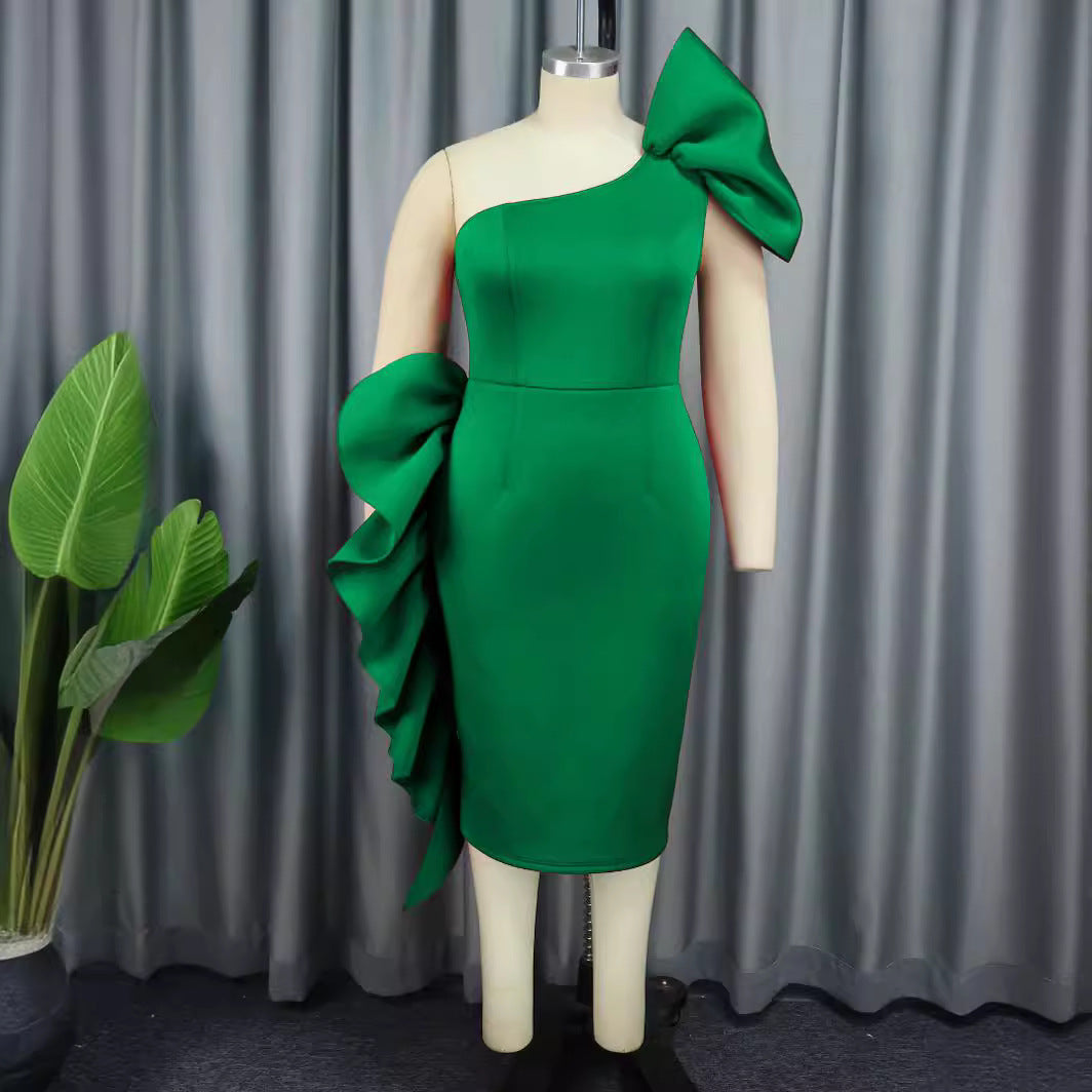 Damen Elegantes Trägerloses Cocktailkleid mit Rüschendetail Echo Archiv