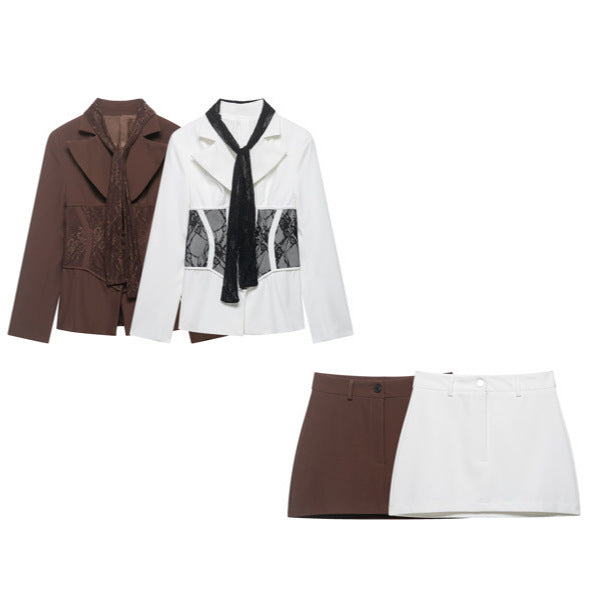 Damen Taillierter Blazer mit Spitzeneinsätzen und integriertem Spitzenschal Echo Archiv