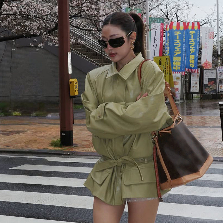 Damen Oversize Lederimitat-Jacke mit Taillengürtel und aufgesetzten Taschen Echoarchiv