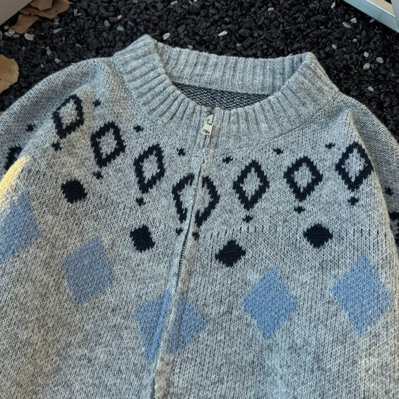Unisex Grobgestrickte Norweger-Cardigan mit Rundhals, durchgehendem Reißverschluss und Jacquard‑Yoke Echoarchiv