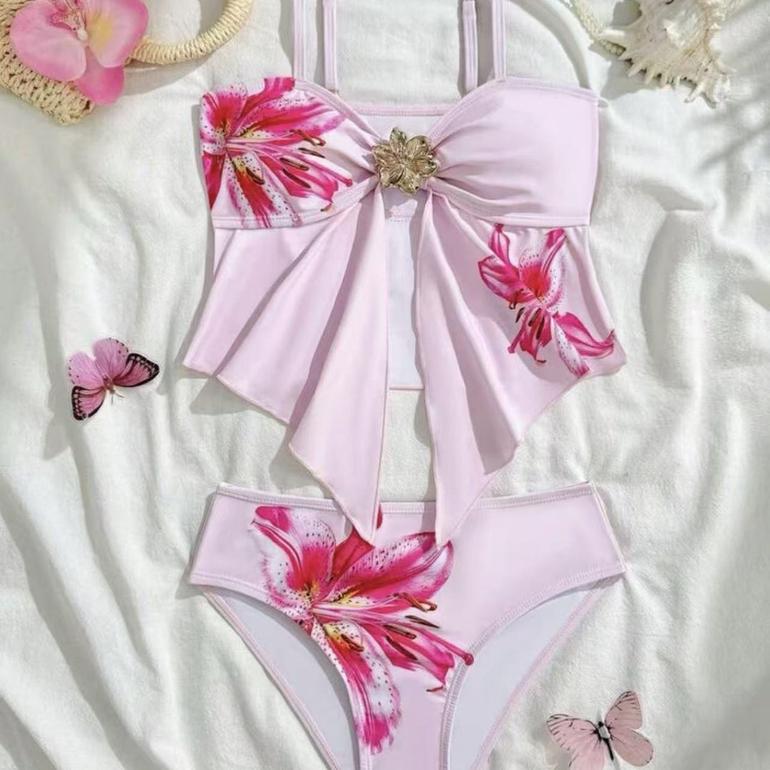 Damen Bikini-Set mit floralem Wickeldetail und eleganter Blütenapplikation Echo Archiv