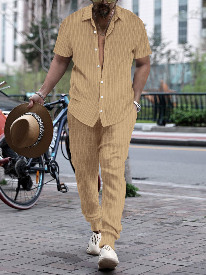 Herren modisches Sommer Outfit Echoarchiv