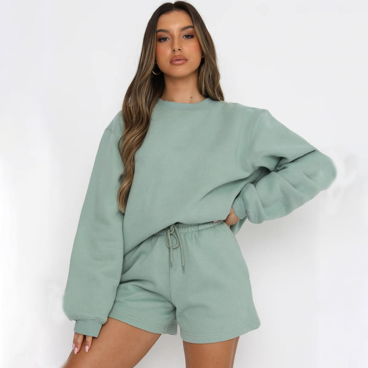 Damen Oversize-Lounge-Set mit French-Terry Sweatshirt, Rundhals und lockeren Sweatshorts – Avérine