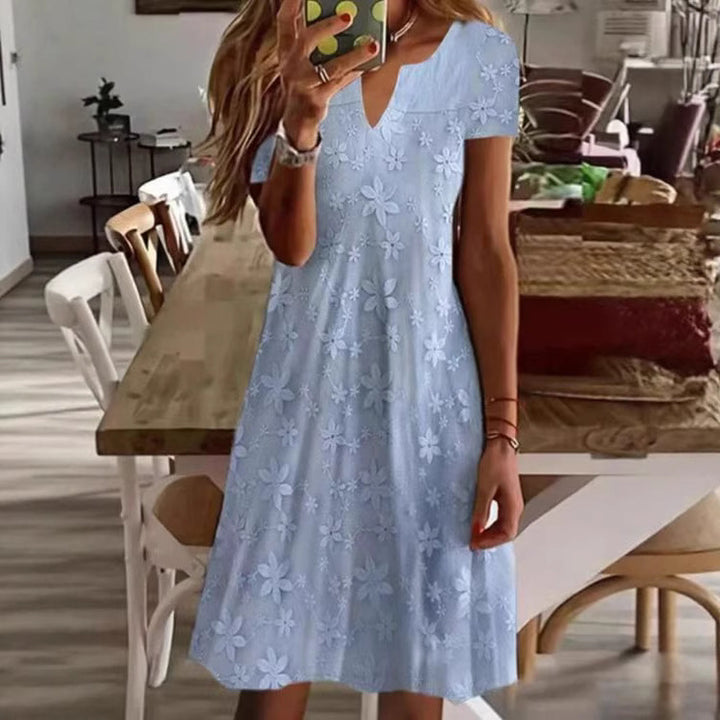 Damen nan knielanges A-Linien-Kleid aus Baumwollmix mit besticktem Broderie-Overlay, kurzen Ärmeln und V-Ausschnitt Echo Archiv