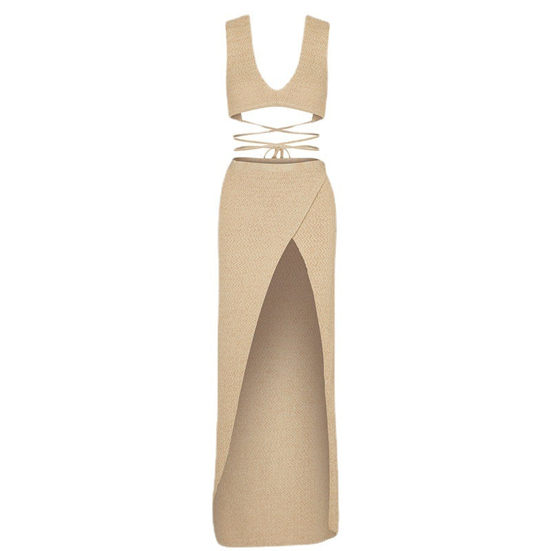 Damen elegantes Kleid mit tiefem Schlitz und verspielten Trägern Echo Archiv