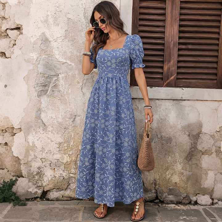 Damen Langes Leichtes Sommer-Maxikleid mit quadratischem Ausschnitt, Puffärmeln und floraler Stickoptik Echoarchiv