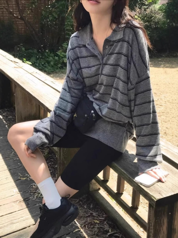 Damen Oversize-Polokragen-Strickpullover mit Streifen und halber Knopfleiste Echoarchiv