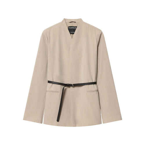 Damen nan taillierter kragenloser Blazer mit V-Ausschnitt und dünnem Ledergürtel Echo Archiv