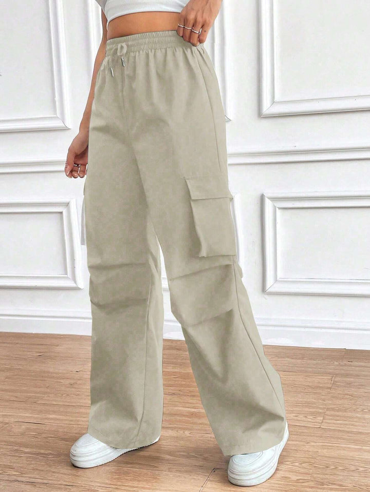 Damen Weite High‑Waist Cargo‑Hose mit Elastikbund und großen Klappentaschen – Avélisse