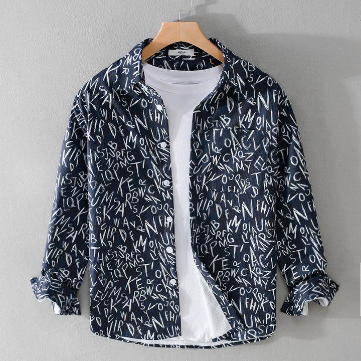 Herren Locker geschnittenes Langarm-Overshirt mit Allover-Letterprint und Brusttasche Echoarchiv