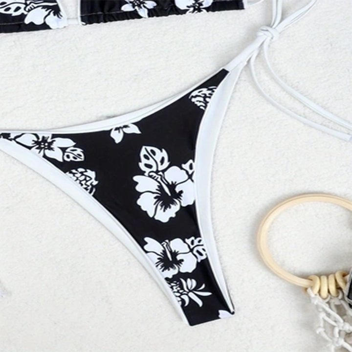 Damen Triangel-Bikini mit floralem Design und elastischen Bindebändern Echo Archiv