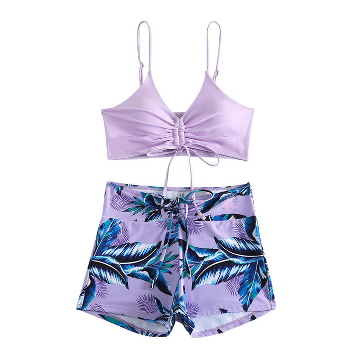 Damen Bikini-Set mit quer gerafftem Oberteil und lässigen Shorts Echo Archiv