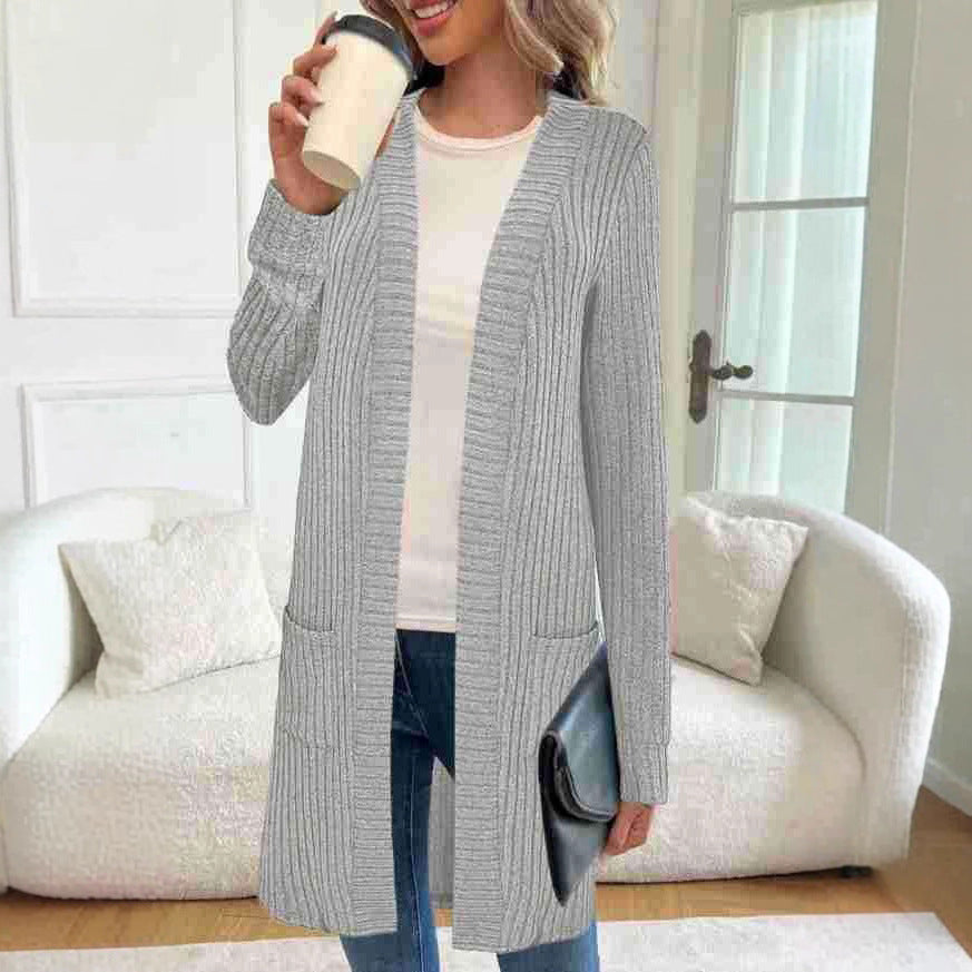 Damen Langer Feinstrick-Cardigan mit Rippenstruktur, offenen Kanten und Eingrifftaschen – Veloura