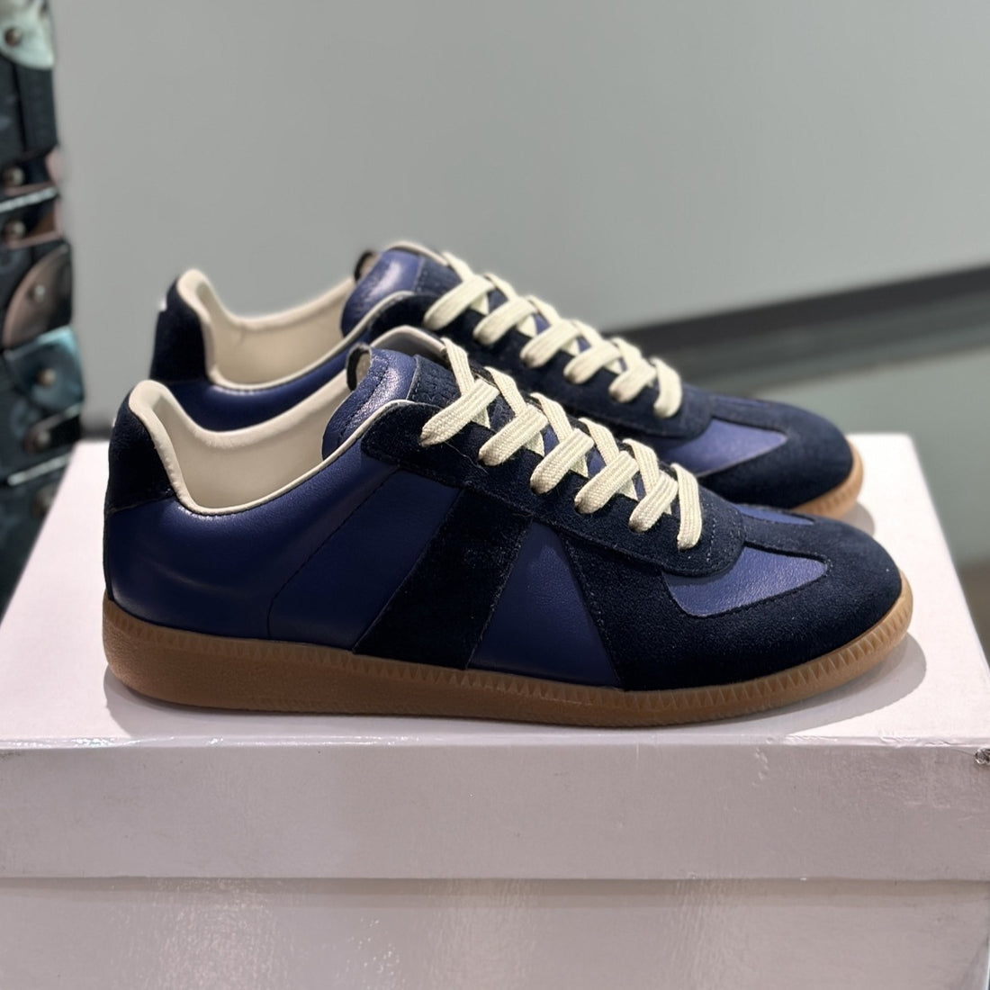 Damen Sportliche Sneaker – Névara