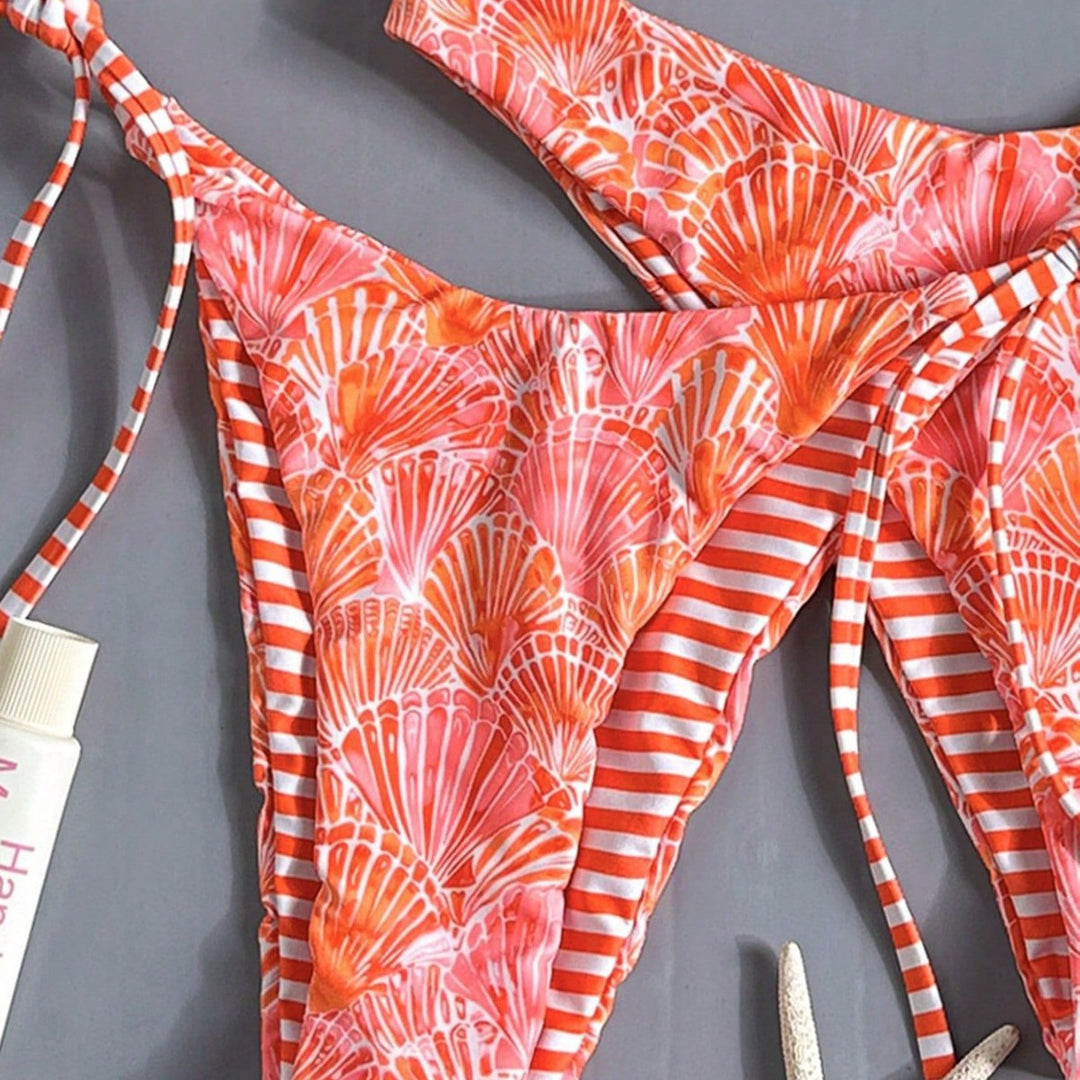 Damen Bandeau-Bikini mit Rüschen und seitlichen Bindebändern Echo Archiv