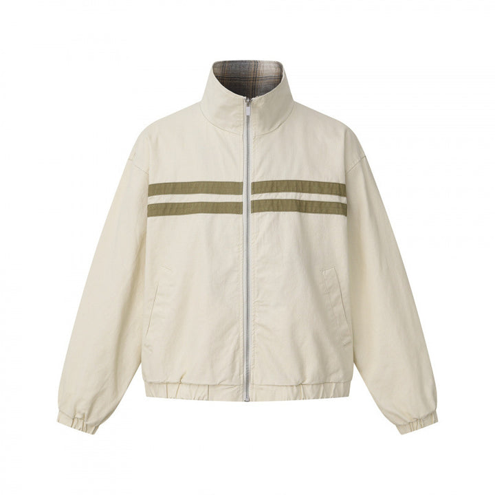 Unisex Kurz geschnittene kastige Blousonjacke mit Stehkragen, doppeltem Streifendetail und kariertem Innenfutter Echo Archiv