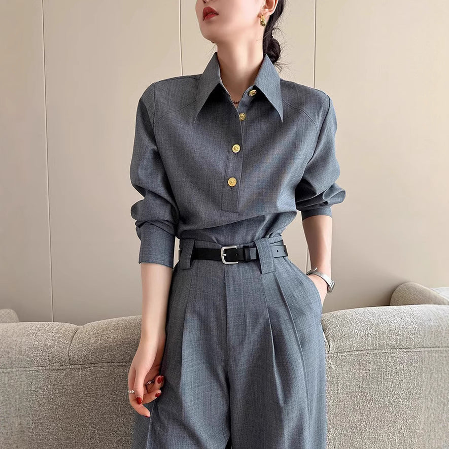 Damen Elegante und vielseitige Bluse mit Knopfdetail Echoarchiv