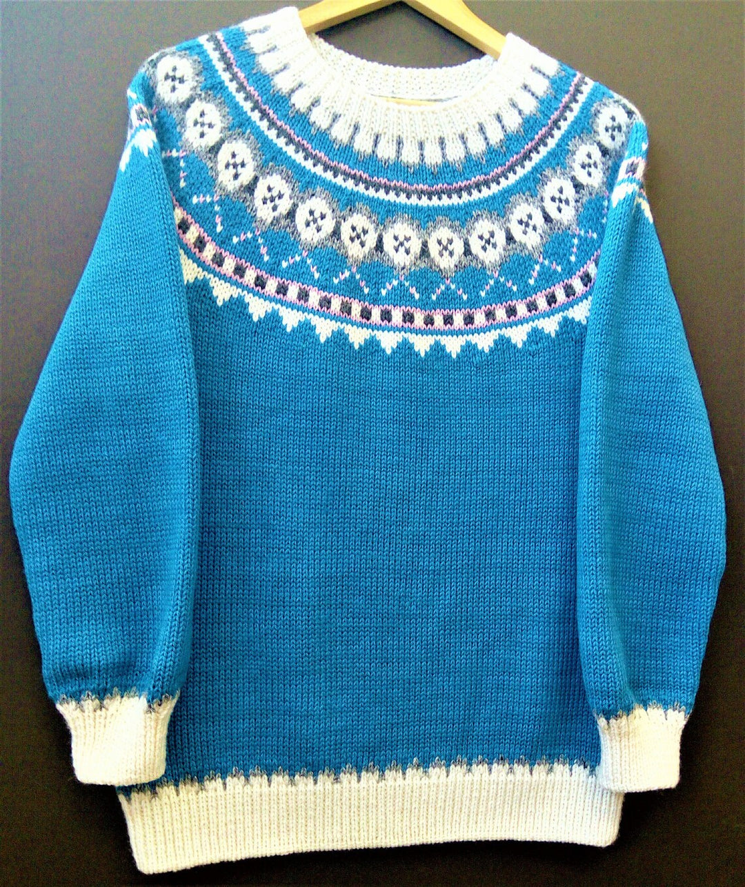 Damen nan Norwegerpullover aus Wollmix mit Rundhalsausschnitt und traditionellem Fair-Isle-Yoke Echo Archiv