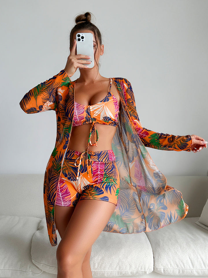 Damen Badeset mit fließender Strandjacke und elastischen Shorts Echo Archiv