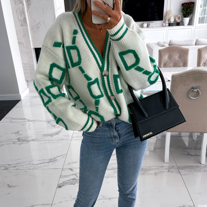 Damen Grobstrick-Cardigan mit 3D-Strukturmotiv, V‑Ausschnitt und Knopfleiste – Veloura