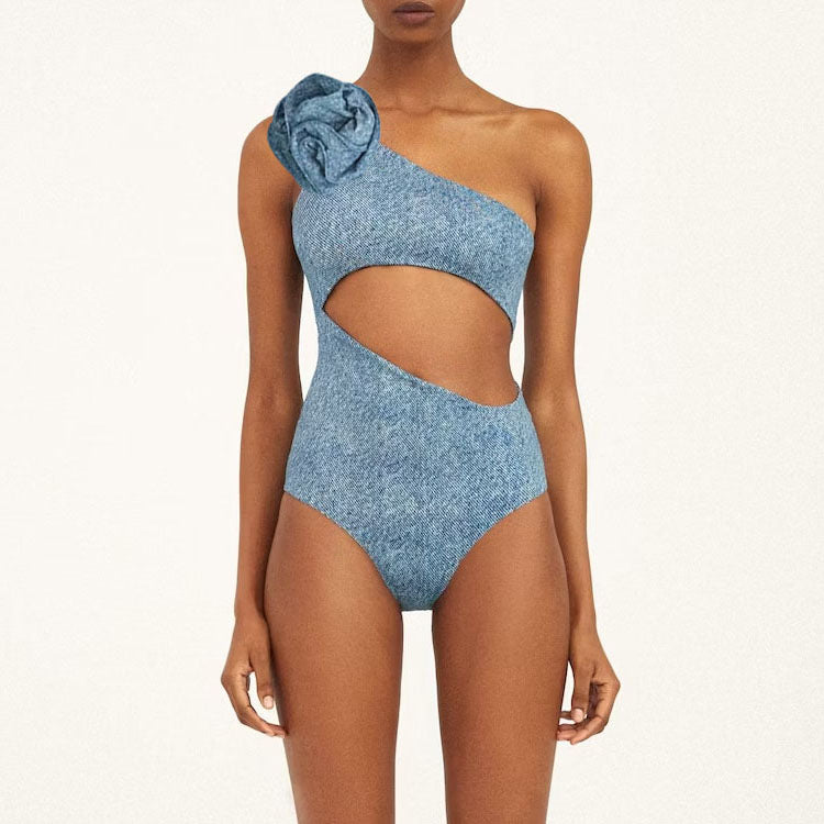 Damen Bikiniset mit eleganten Rüschen und stilvollem Überrock Echo Archiv