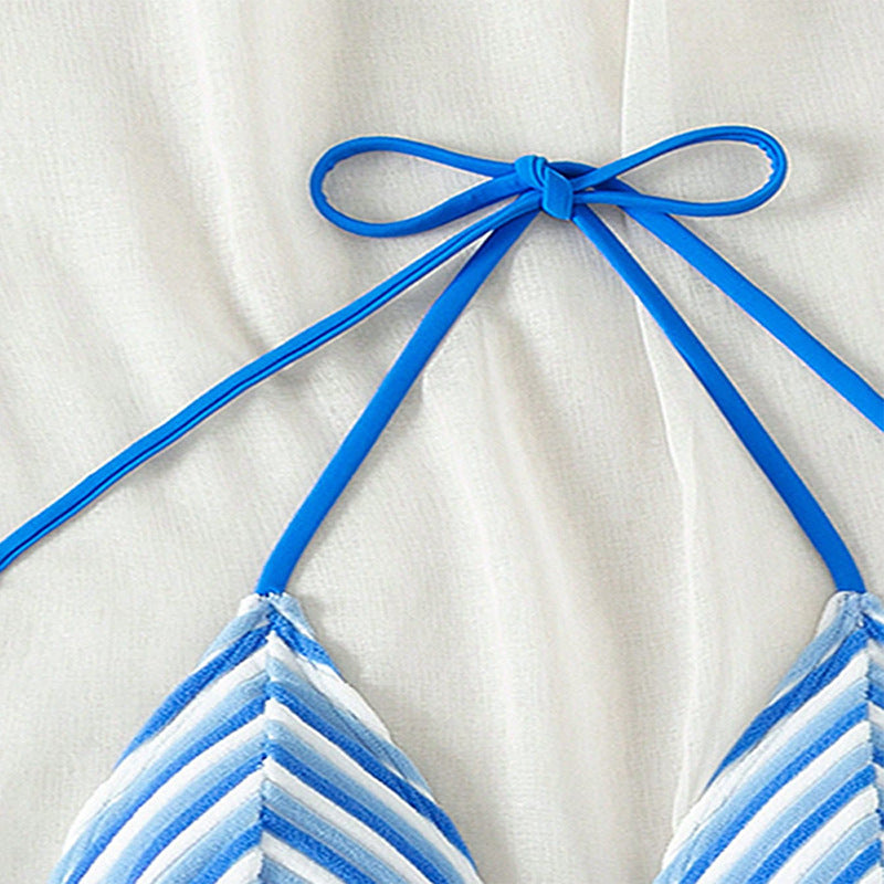 Damen Triangel-Bikinioberteil mit verspieltem Streifenmuster und verstellbaren Bändern Echo Archiv