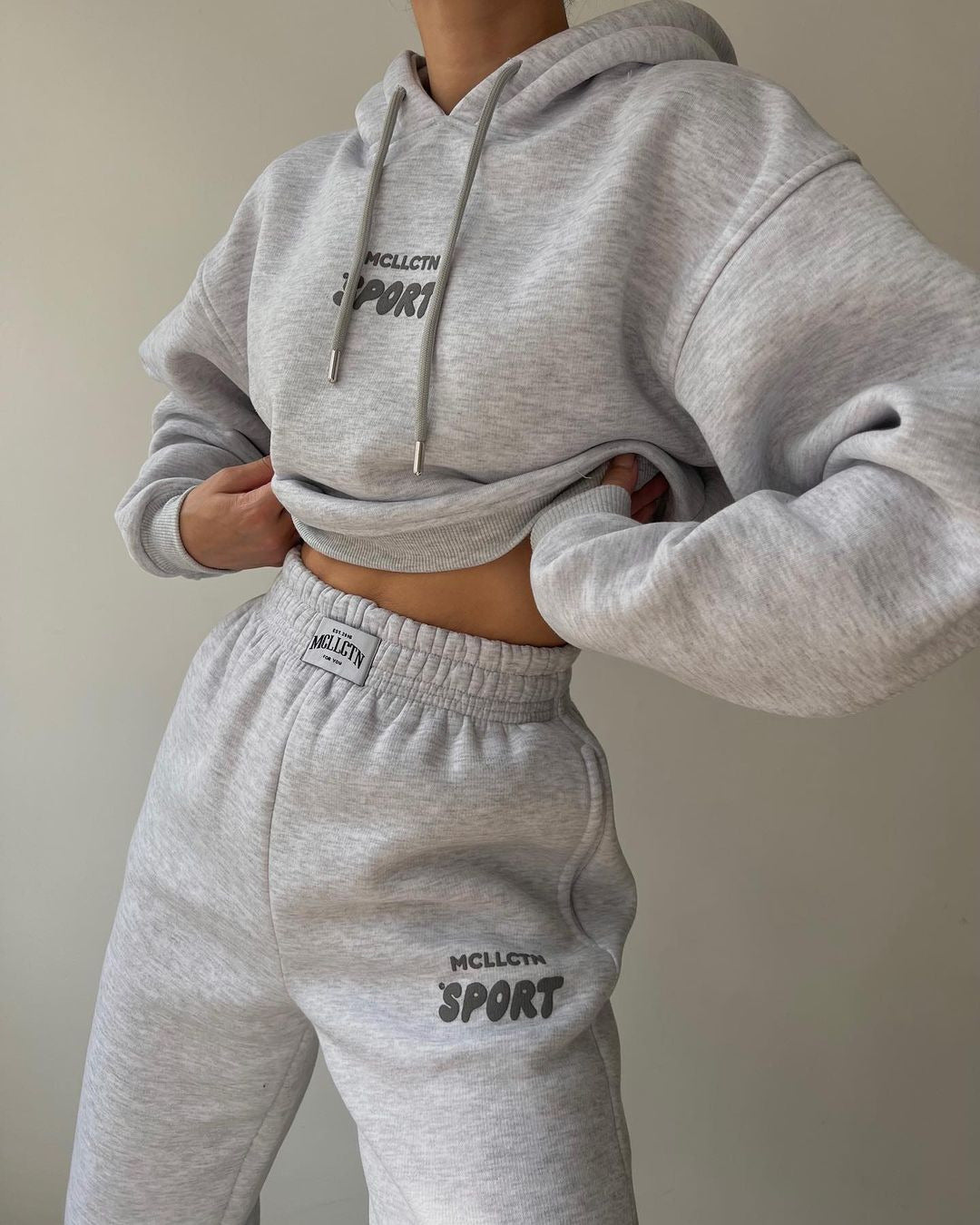 Damen Cropped Kapuzenpullover und High‑Waist Jogginghose Lounge‑Set aus Baumwollfleece Echoarchiv