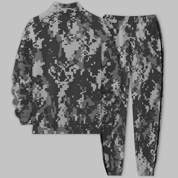 Herren modischer Trainingsanzug im trendigen Camouflage-Design Echoarchiv