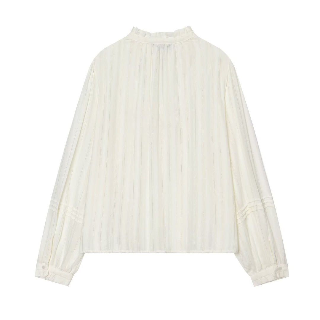 Damen Plissierte Bluse mit Rüschenkragen, Knopfleiste und Schleifenband Echo Archiv