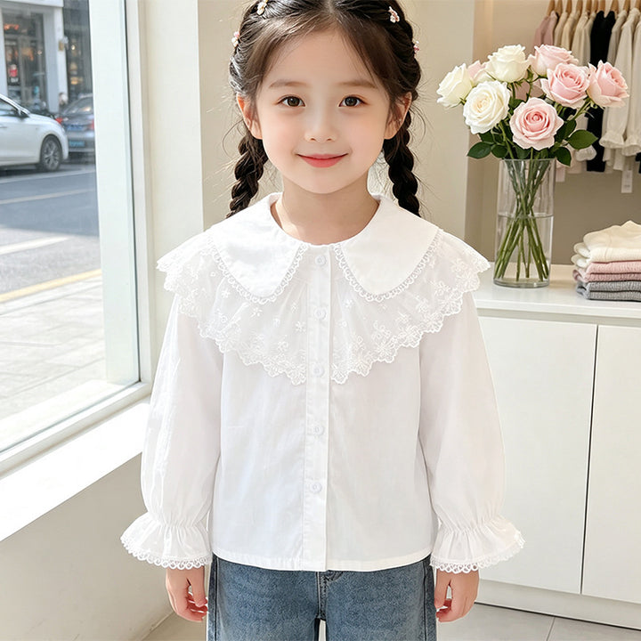 Mädchen Bluse mit eleganter Spitzenverzierung und Rüschendetails Echo Archiv