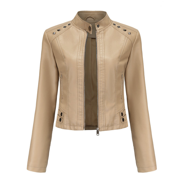 Damen nan kurze taillierte Kunstlederjacke mit Nietenbesatz und Stehkragen Echo Archiv
