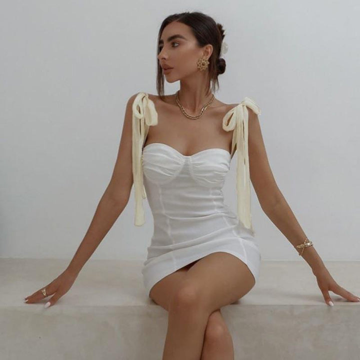 Damen Figurbetontes Minikleid mit trägerloser Bustier-Optik und charmanten Schleifen Echo Archiv