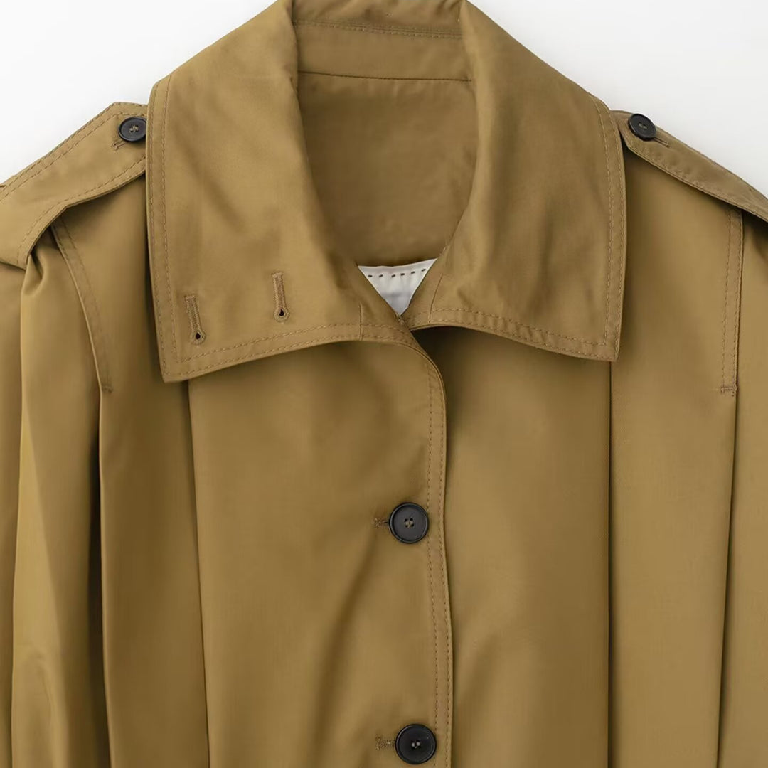 Damen Cropped Blusenjacke mit Hemdkragen und Schulterriegeln Echoarchiv