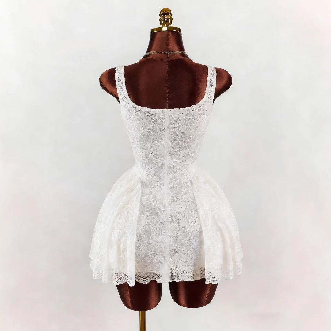 Damen nan tailliertes Spitzen-Cocktailkleid mit Korsett-Bustier und doppellagigem Schößchenrock Echo Archiv