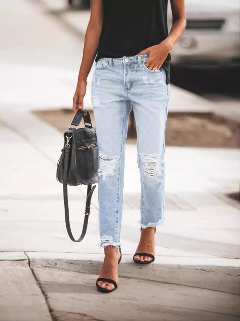 Damen Ripped Denim mit lässigem Schnitt und ausgefranstem Saum – Dénora