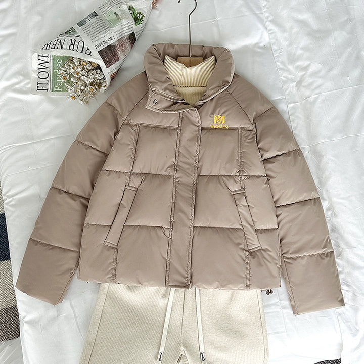 Damen kompakte Kurz-Steppjacke mit hochschließendem Stehkragen und schrägeingriff Taschen – Célinea