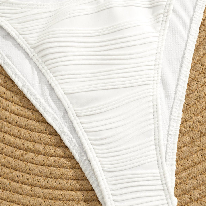 Damen Raffiniertes Bikini-Set mit Gold-Details Echo Archiv