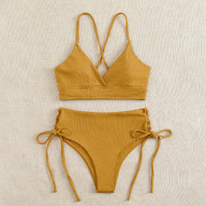 Damen Zweiteiliger Bikini mit verstellbaren Schnürungen und rückseitigem Kreuz-Träger Echo Archiv