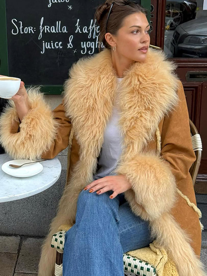 Damen Langer Shearling‑Imitatmantel mit voluminösem Schalkragen und Plüschmanschetten Echoarchiv