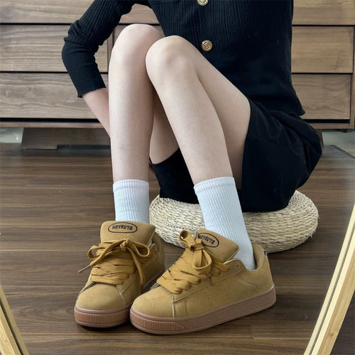 Damen Sneaker aus hochwertigem Wildleder mit weicher Dämpfung Echo Archiv
