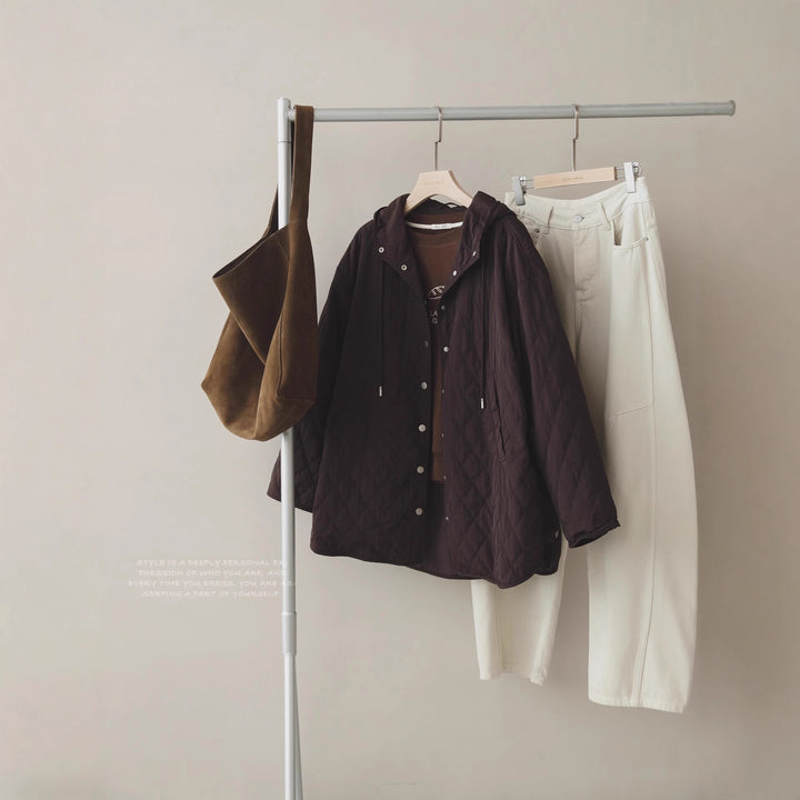 Damen Modische Steppjacke mit Kapuze Echoarchiv