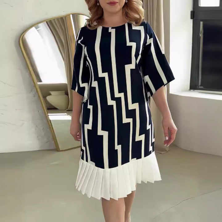 Damen nan grafisches A-Linienkleid mit plissiertem Saum und dreiviertelärmeln Echo Archiv